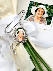 Personalized Angel Wings Memorial Pin – Custom Photo Brooch for Weddings & Special Keepsakes